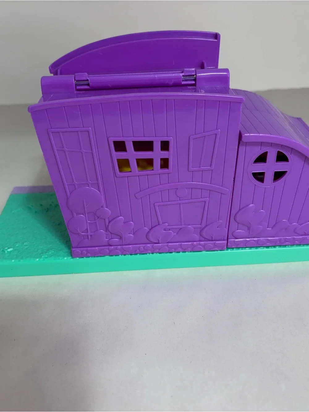 Polly Pocket Pollyville Pocket House Micro Playset By Mattel 2018